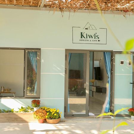 Kiwi'S Homestay & Cafe Phan Thiet Bagian luar foto